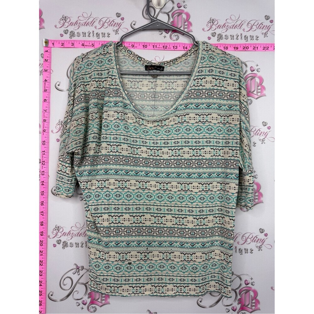 Dex Mint and Black Geometric Short Sleeve Tee